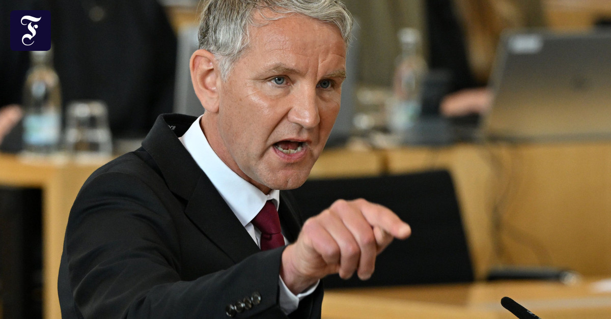 Höcke's escalation strategy: attack on Thuringia's state parliament ...
