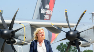 Wehrbeauftragte für mehr Zusammenarbeit zwischen Schulen und Bundeswehr