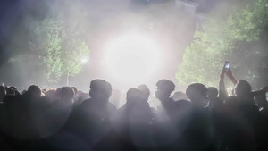 Vom Gewaltausbruch bis zum „friedlichsten 1. Mai seit Jahrzehnten“ Vom Gewaltausbruch bis zum „friedlichsten 1. Mai seit Jahrzehnten“