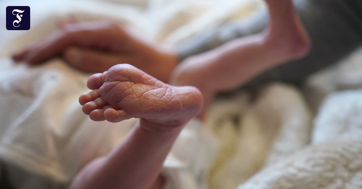 Warum sterben Säuglinge einen plötzlichen Kindstod?