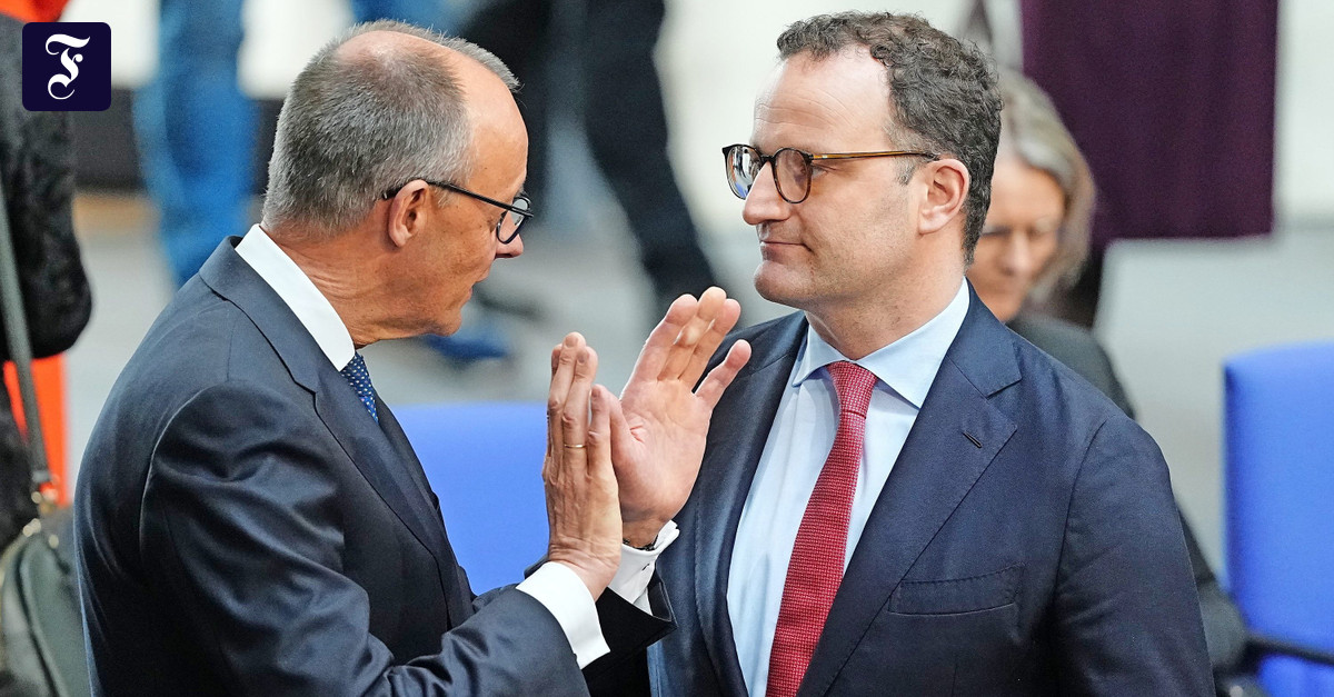 Jens Spahn: The plausible parliamentary group leader