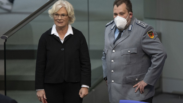 Die Geparde kamen schneller als der Bundestag Die Geparde kamen schneller als der Bundestag