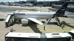 Lufthansa macht fast eine Milliarde Verlust – und erholt sich