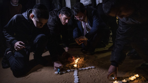 Netanjahu kündigt „starke" Reaktion an Netanjahu kündigt „starke" Reaktion an