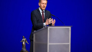 „Im Grundgesetz stehen keine Brandmauern“