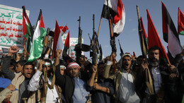 Was steckt hinter den Raketenangriffen der jemenitischen Huthi auf Israel?