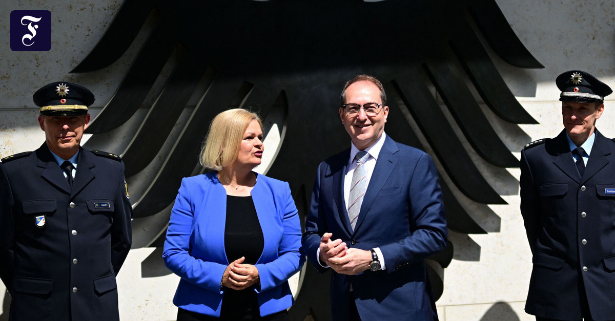 Dobrindt Announces Asylum Rejections - News Directory 3