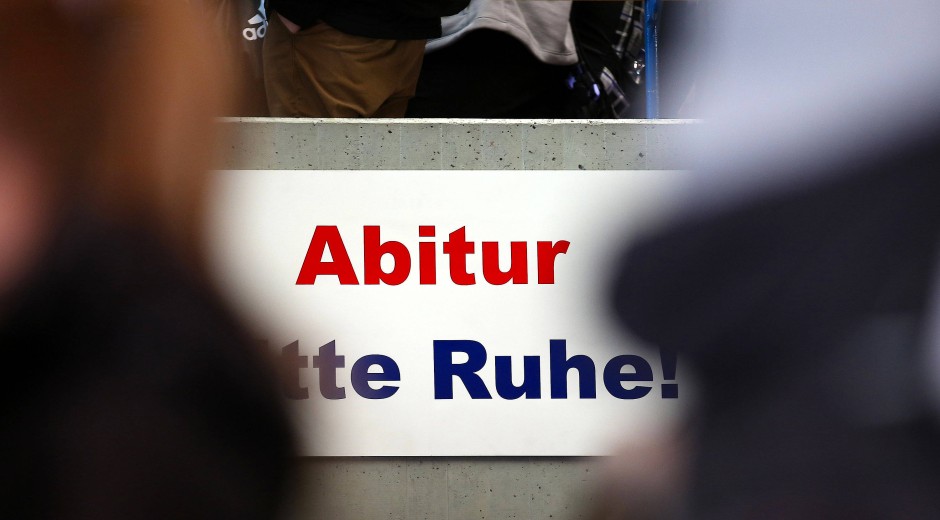 Bild zu Kultusministerium Abitur in Hessen findet trotz Corona statt Bild 1 von 1 FAZ Bild zu Kultusministerium Abitur in Hessen findet trotz Corona statt Bild 1 von 1 FAZ