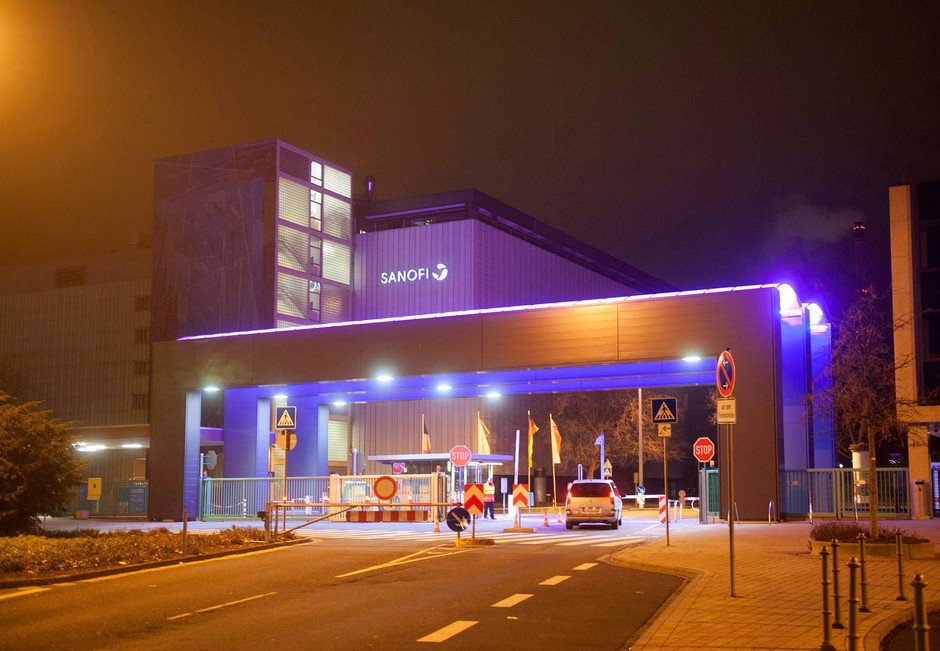 Industriepark Höchst: 60.000 Farbtöne am Tor zur früheren Rotfabrik ...