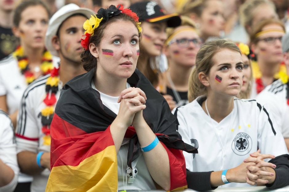 bilderstrecke-zu-fu-ball-wm-frankfurt-feiert-fu-balldeutschland