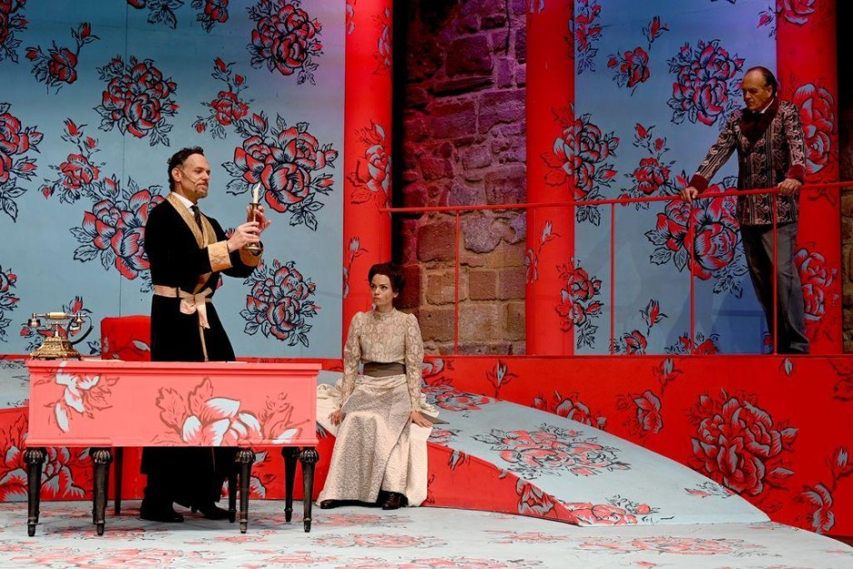 Bild zu Merry old England „My Fair Lady“ bei den Burgfestspielen in Bad Vilbel Bild 1 von 1