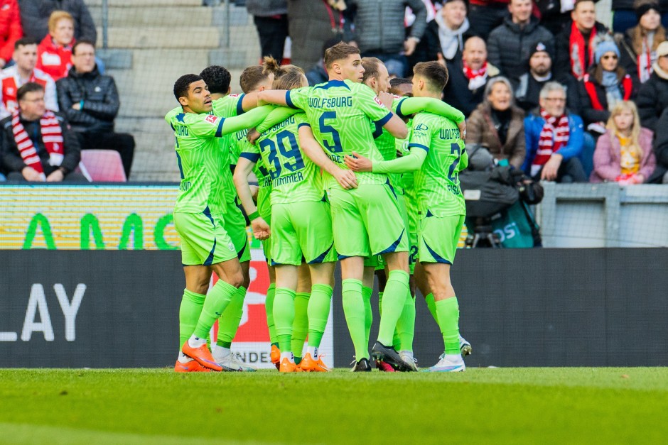 Bilderstrecke zu Bundesliga VfL Wolfsburg erfolgreich gegen 1. FC Köln Bild 1 von 2 FAZ Bilderstrecke zu Bundesliga VfL Wolfsburg erfolgreich gegen 1. FC Köln Bild 1 von 2 FAZ