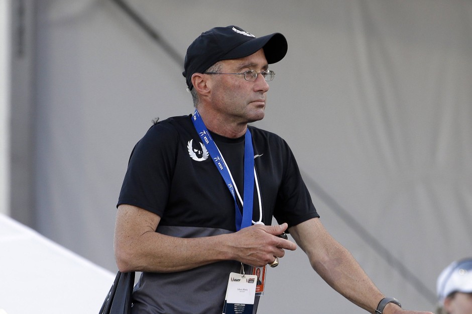 Bild zu Doping Sperre für Trainer Alberto Salazar bleibt bestehen