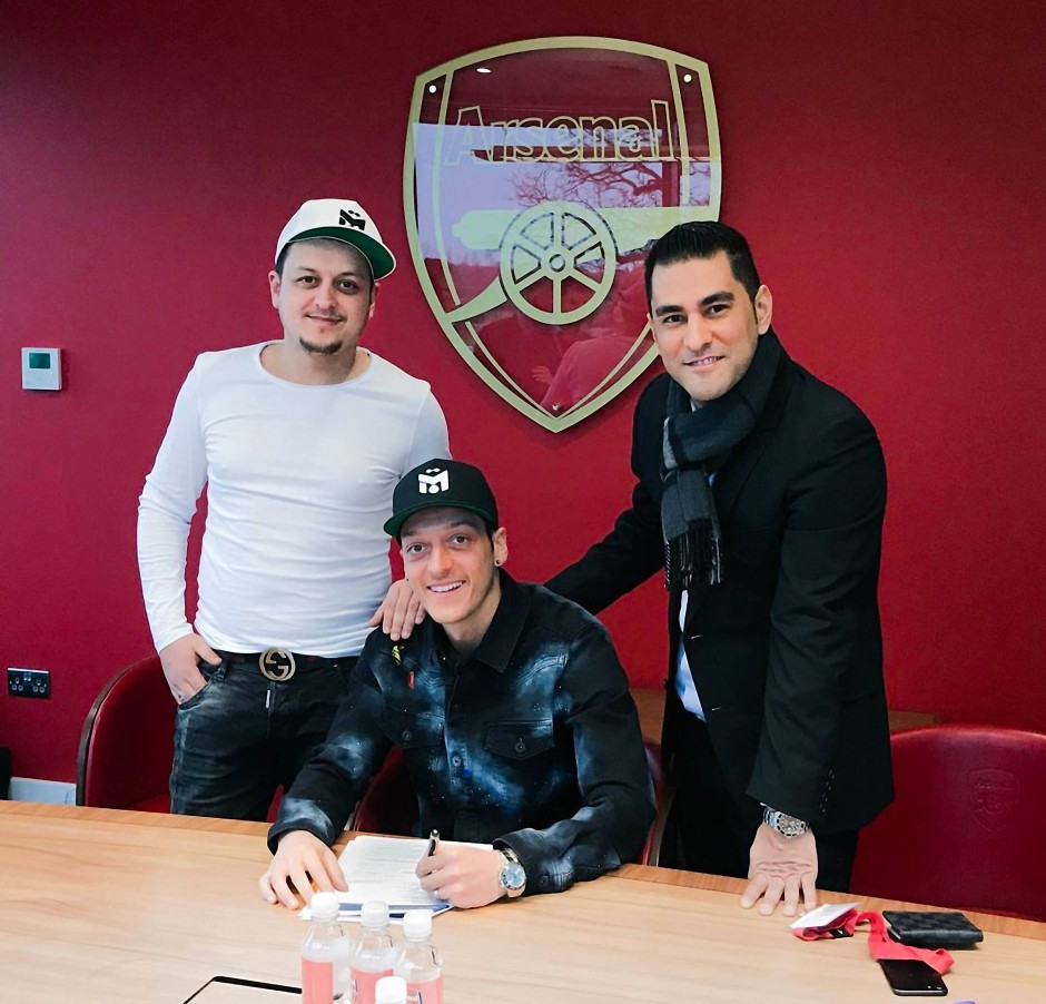 Bild zu: Mesut Özils Berater Erkut Sögüt spricht an Uni Düsseldorf ...