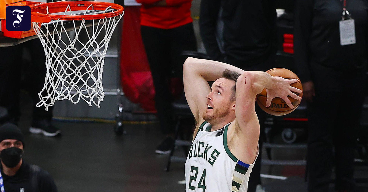 Milwaukee Bucks im NBA-Finale nach Sieg über Atlanta Hakws - Vimarsana News