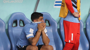Luis Suarez kann es nicht fassen: Er verpasst mit Uruguay den Einzug in das WM-Achtelfinale.