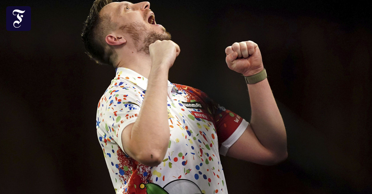 DartsWM Fulminantes Comeback von Florian Hempel