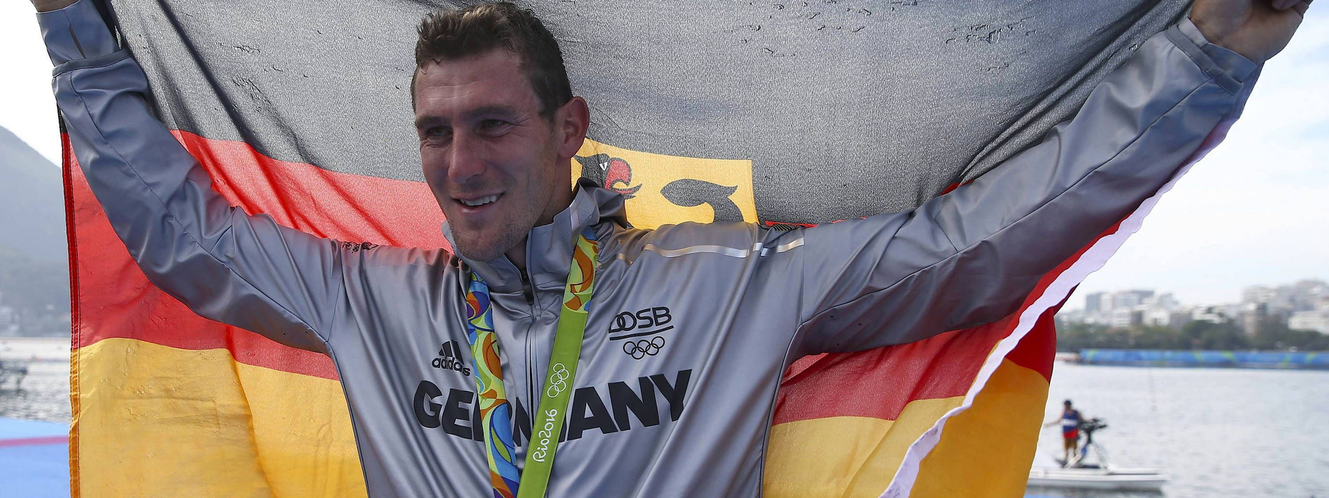 Kanute Sebastian Brendel Gewinnt Olympia Gold Im Canadier Einer