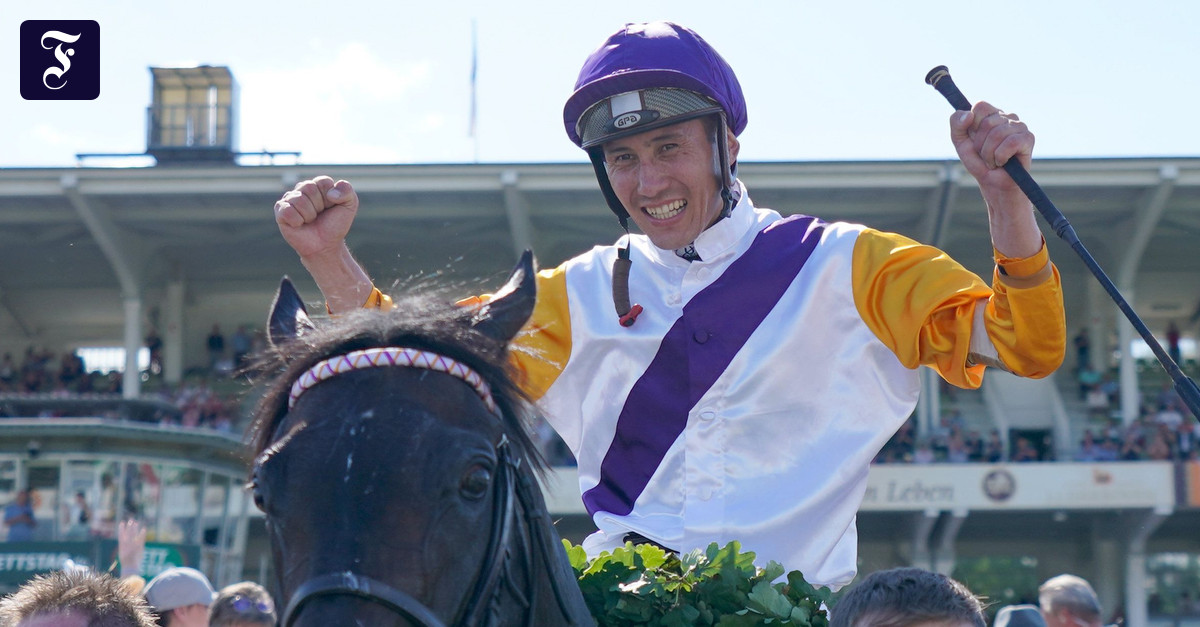 Jockey Bauyrzhan Murzabayev whips horse to victory News in Germany