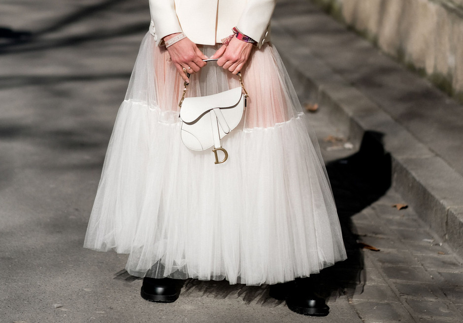 Was muss man beim Sommertrend zum weißen Rock beachten?