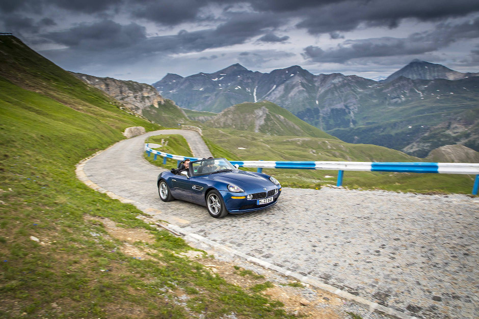 Bmw Z8 Warum So Teuer Bilderstrecke zu: BMW Z8: Wieso das Retro-Roadster-Auto so teuer ist