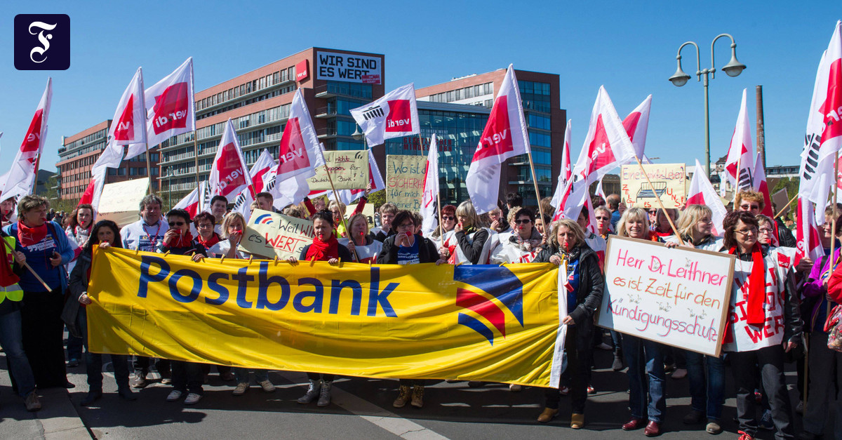 Postbank Streik Mitarbeiter wollen Kündigungsschutz