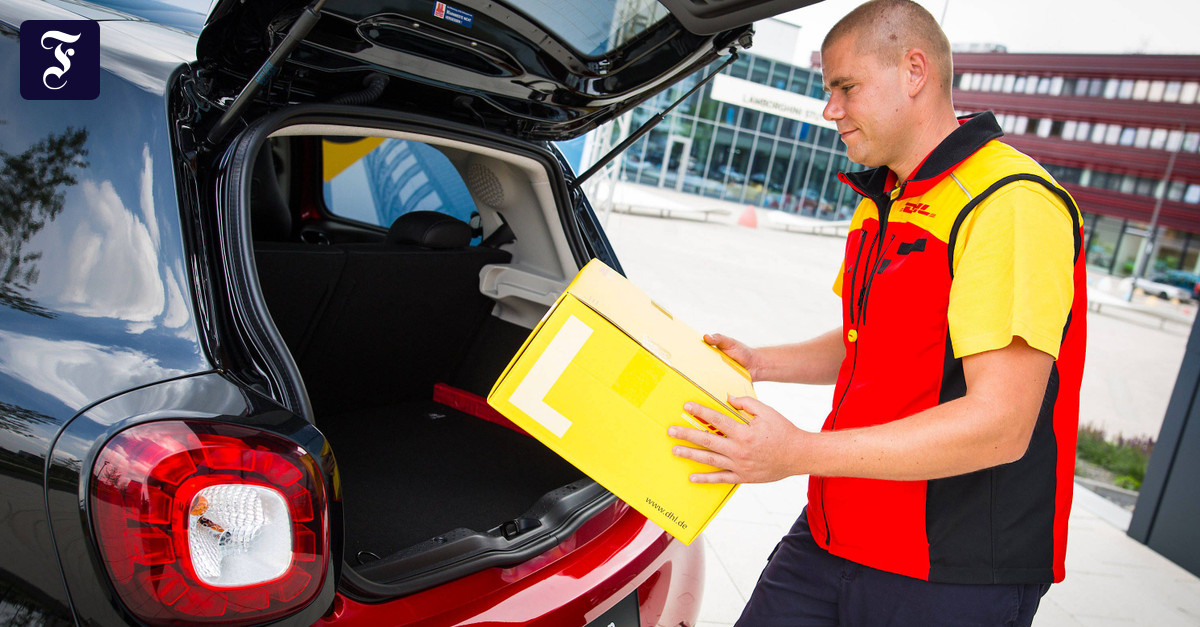 Smart-Fahrer können sich DHL-Pakete in Auto liefern lassen