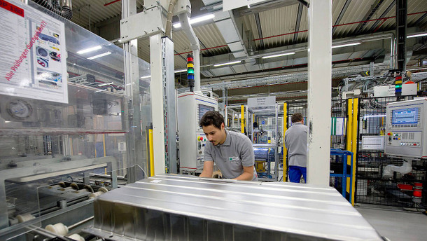Daimler baut zweite Batteriefabrik in Sachsen Daimler baut zweite Batteriefabrik in Sachsen