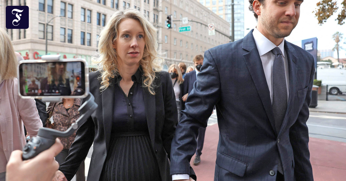 Betrugsprozess Elizabeth Holmes muss ins Gefängnis