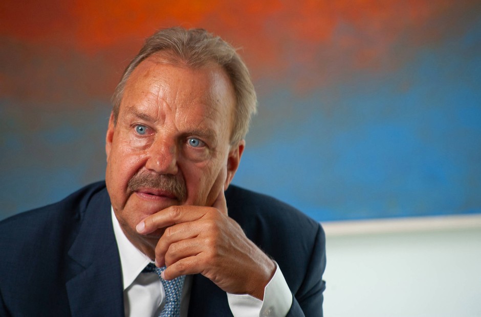 bilderstrecke-zu-rimowa-chef-dieter-morszeck-spendet-millionen-an-dkfz