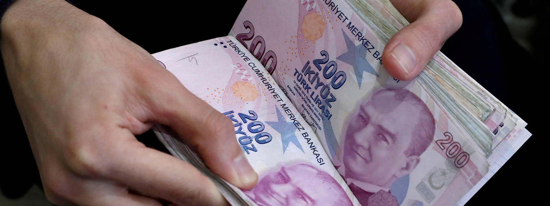 Turkische Wahrung Wie Weit Fallt Die Lira Noch
