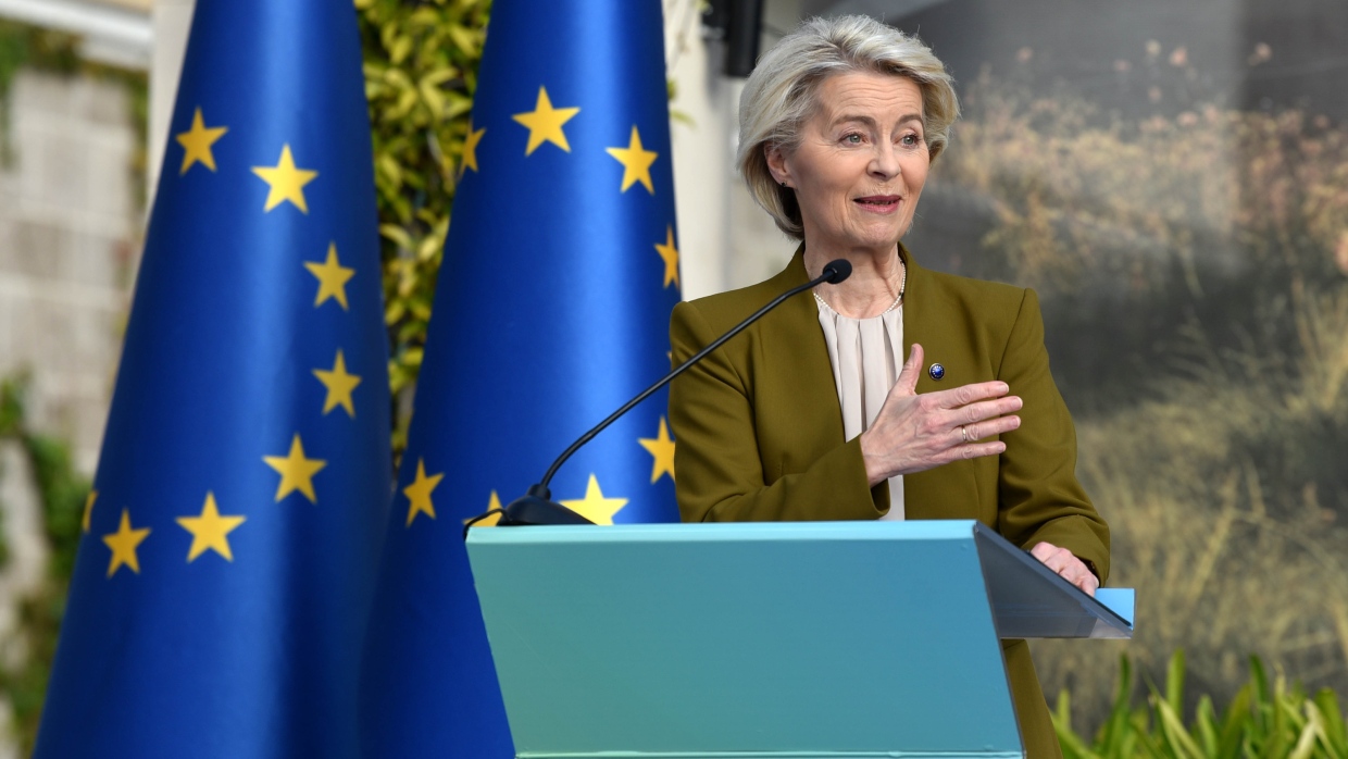 Europa sollte wirtschaftlich und technologisch souveräner auftreten: Kommissionspräsidentin Ursula von der Leyen - EPA