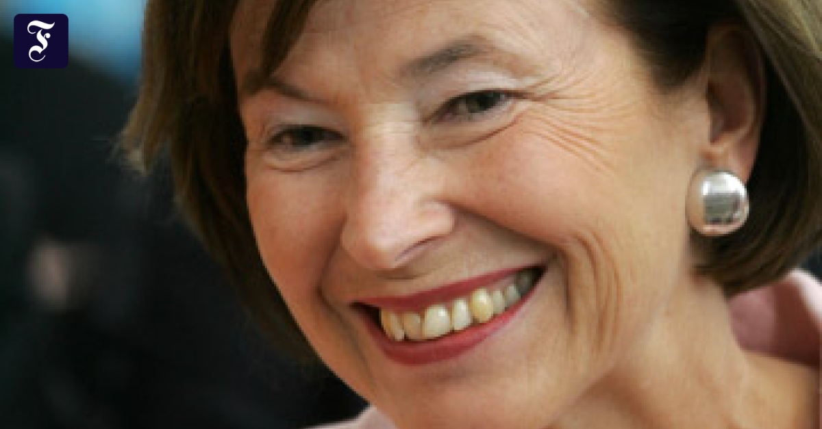 Eva Luise Köhler: Mitgewählt - „die Frau an seiner Seite