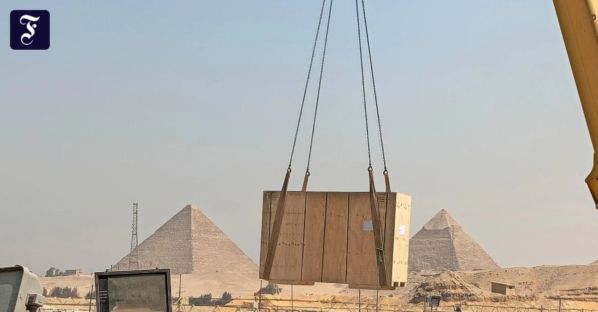 Neben den Pyramiden von Gizeh: Tresore für die Schätze von Tutanchamun