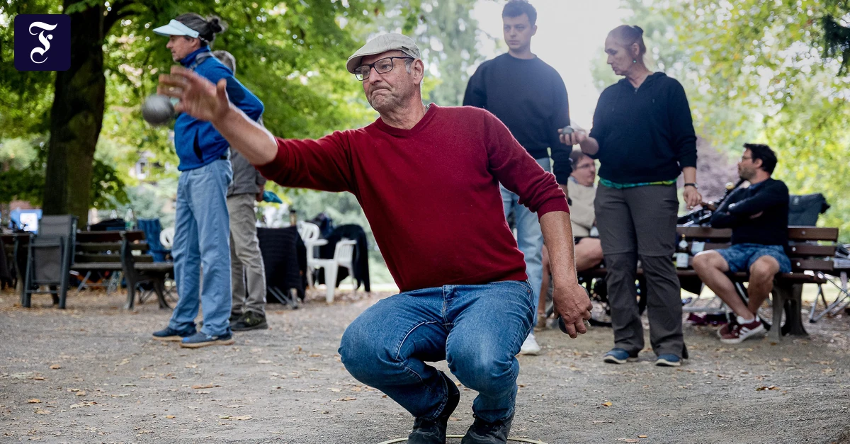 Pétanque: Bornheim Boules laden zur Nocturne im Günthersburgpark