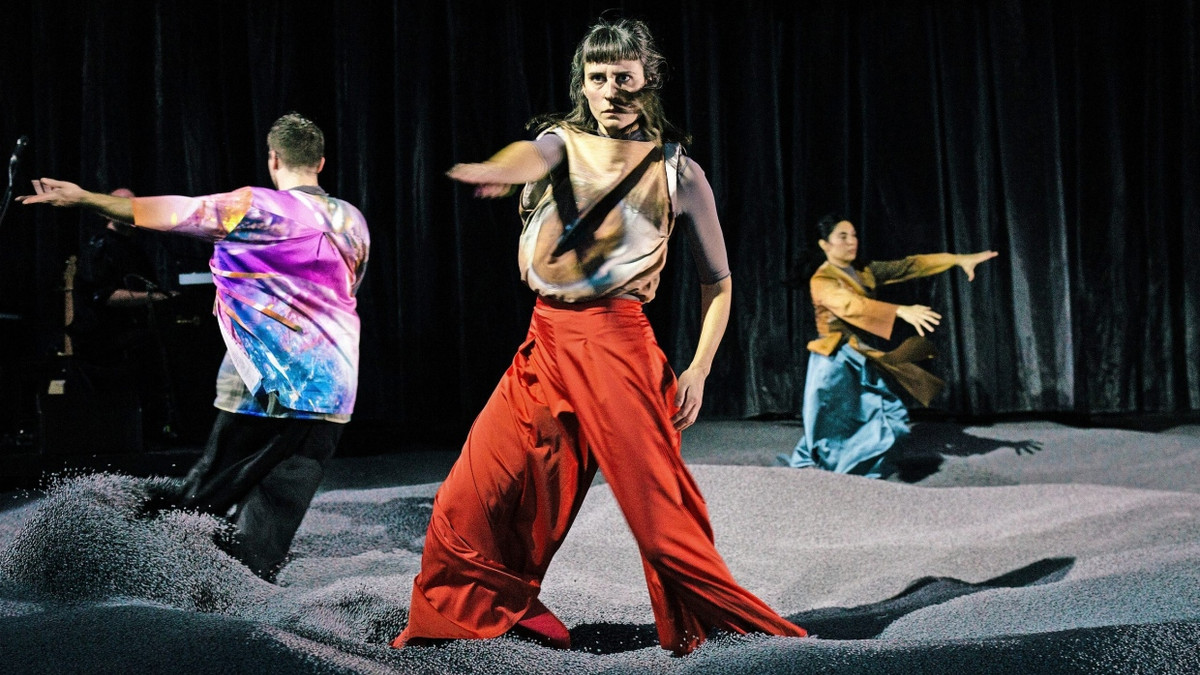 Wiener Uraufführung: Gestrandet in Österreich Wiener Uraufführung: Gestrandet in Österreich