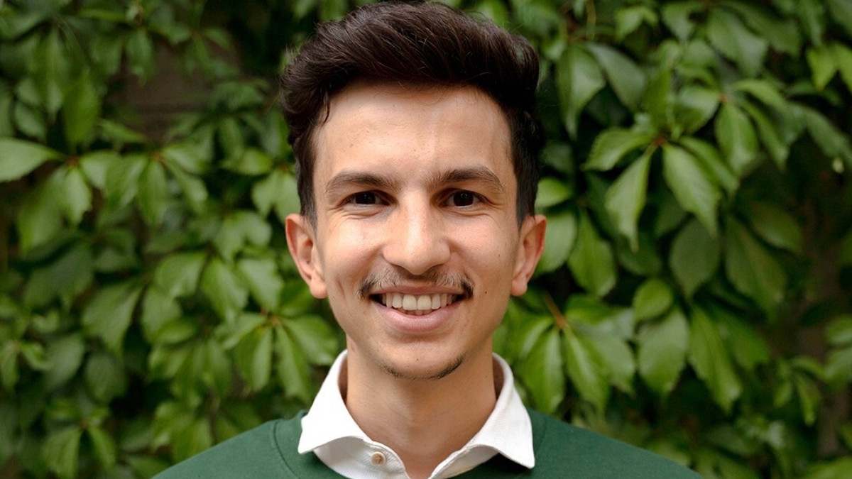 Vermittler von Haushaltshilfen: Ali Abderrahmane, Gründer und Geschäftsführer der JUHI GmbH - JUHI GmbH