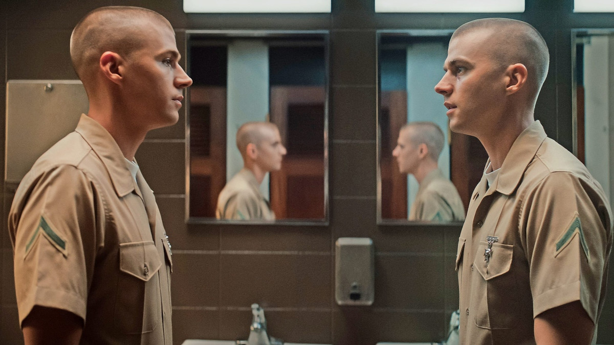 „Boots“ bei Netflix: Hey Mister Hegseth, diese Serie ist kein „woker Müll“