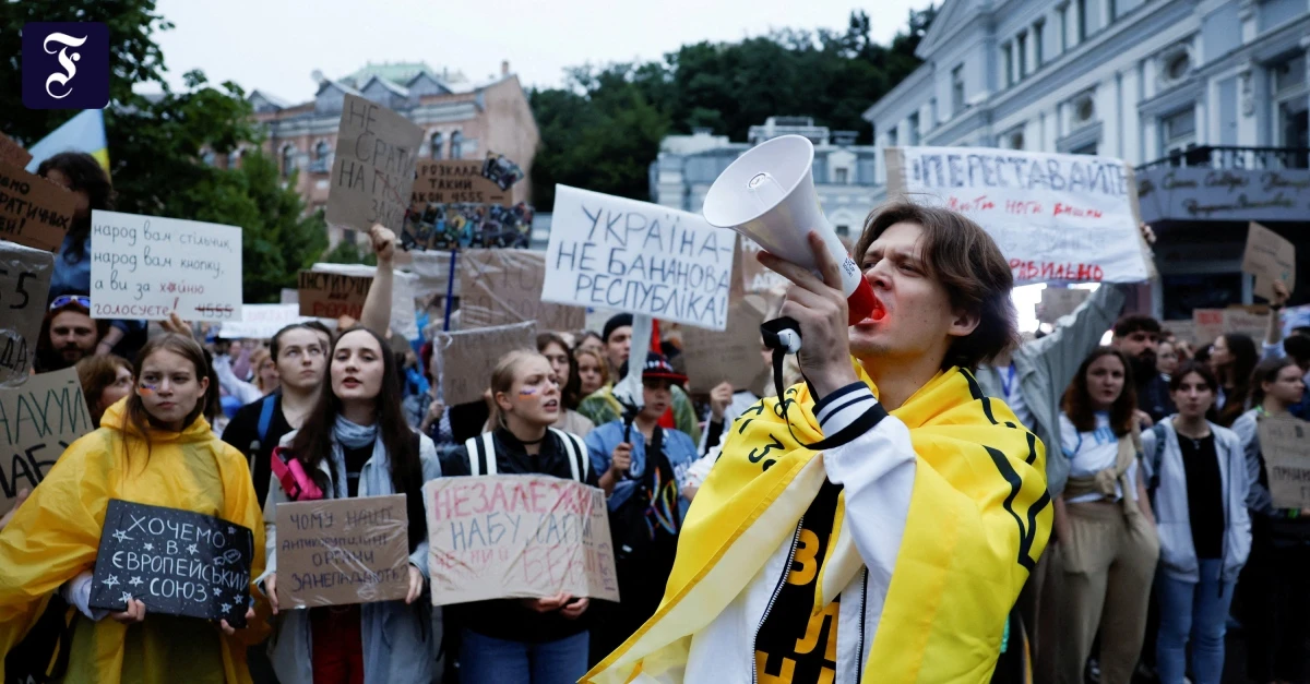 Korruption-in-der-Ukraine-Was-der-Skandal-in-der-Energiebranche-zeigt