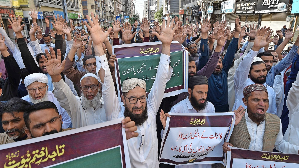 Blasphemie in Pakistan: Erpressung mit Koranversen auf Nacktbildern