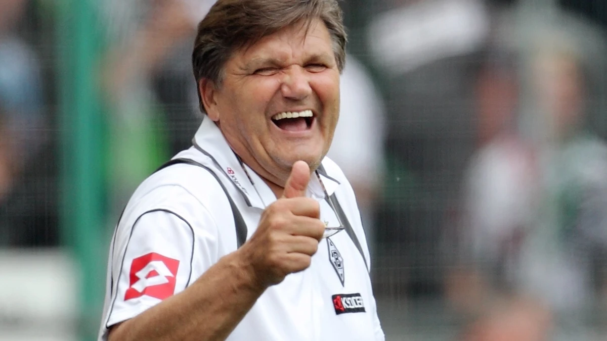 Hans Meyer: Alter: 82 – Beruf: Fußballtrainer im Ruhestand – Sternzeichen: Skorpion - dpa