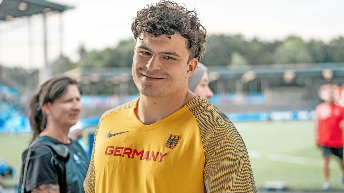 Merlin Hummel: Bei Olympiasieger Ethan Katzberg hat er sich abgeschaut, locker zu bleiben - picture alliance / Eibner-Pressefoto