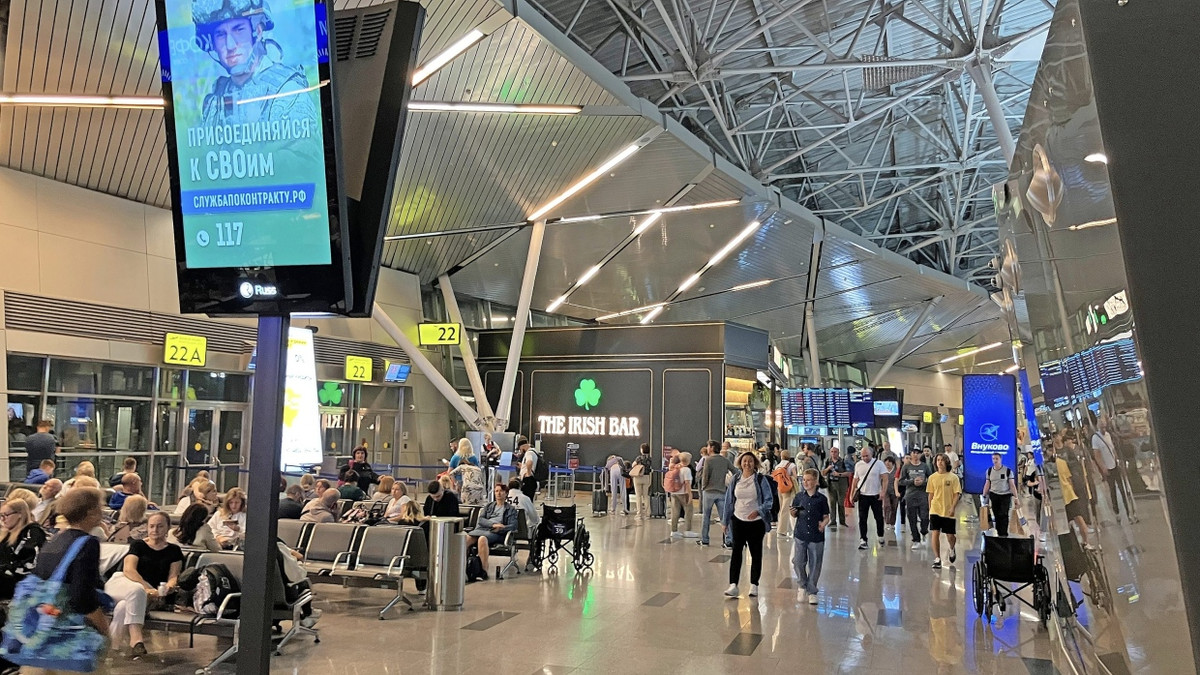 EU verschärft Gesetze: Warum neue Visa-Regeln russische Oppositionelle gefährden