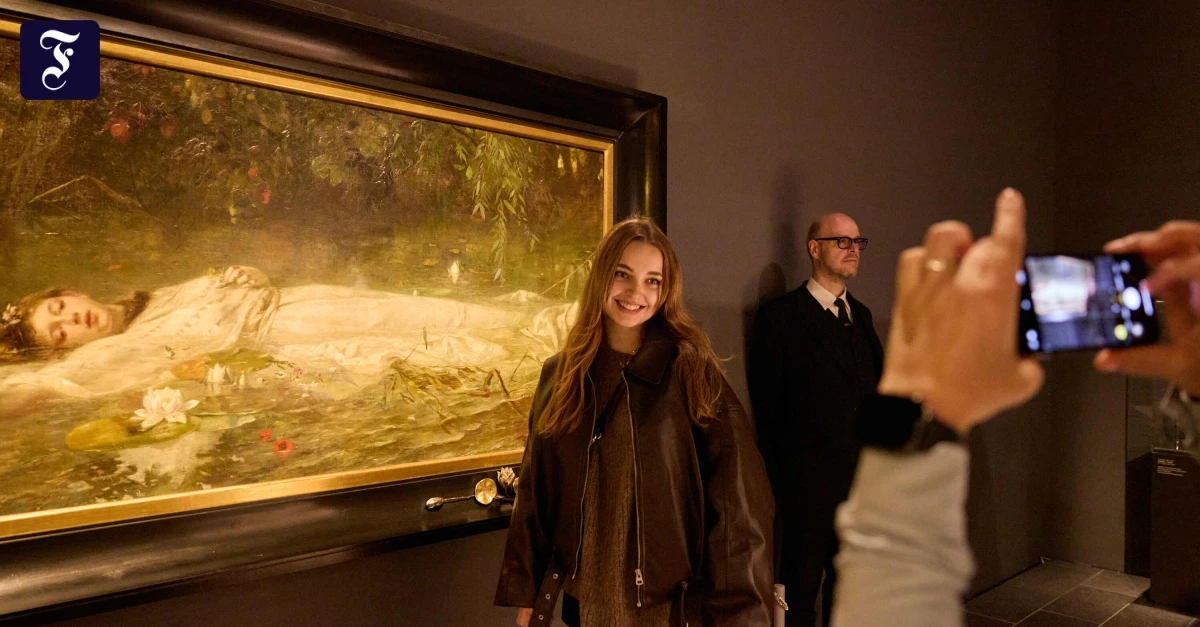 Ophelia-Hype: Taylor-Swift-Fans stürmen Museum Wiesbaden