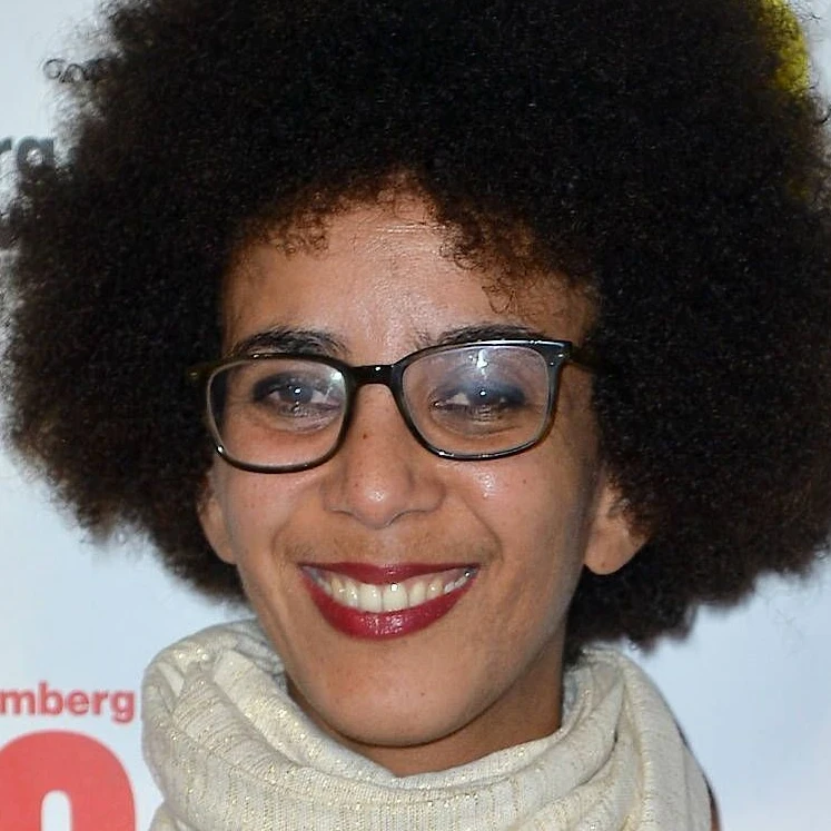 Nikita guruhining butunlay yalangoch fotosurati