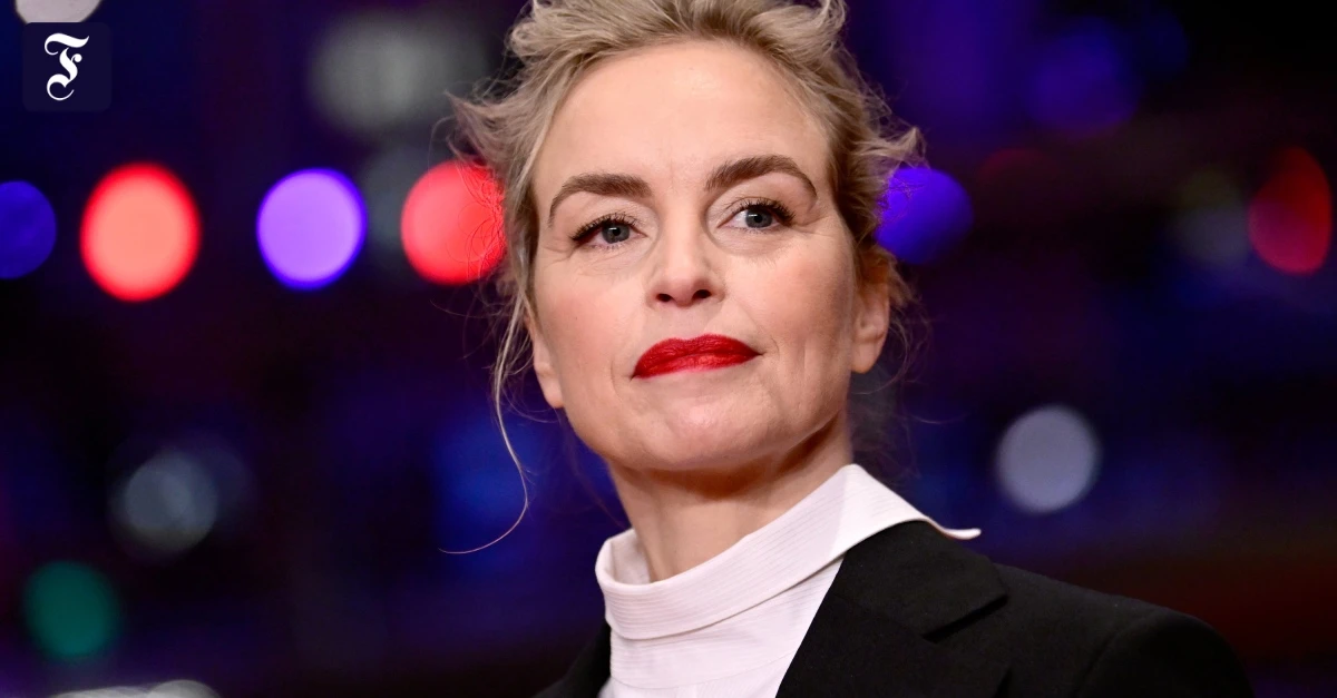 „The Julia Set“: Nina Hoss erhält Rolle in US-Produktion an der Seite von Gillian Anderson