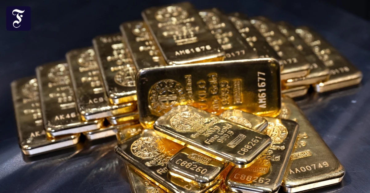 Deutliche Verluste: Was Anleger über den Goldpreis-Absturz wissen müssen