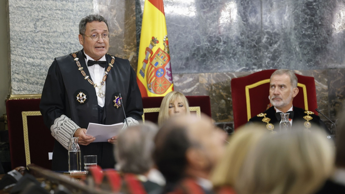 Prozess in Spanien: Hat der Generalstaatsanwalt vertrauliche Nachrichten durchgestochen? Prozess in Spanien: Hat der Generalstaatsanwalt vertrauliche Nachrichten durchgestochen?