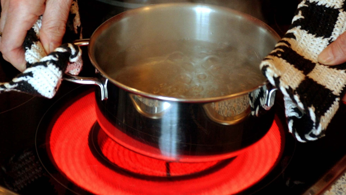 Liveticker Hessen & Frankfurt: Vorsichtige Entwarnung für Trinkwasser in Wiesbaden