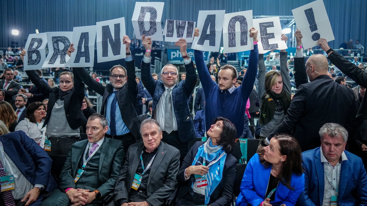 Debatte über Brandmauer: Prinzipienreiterei ruiniert die Republik